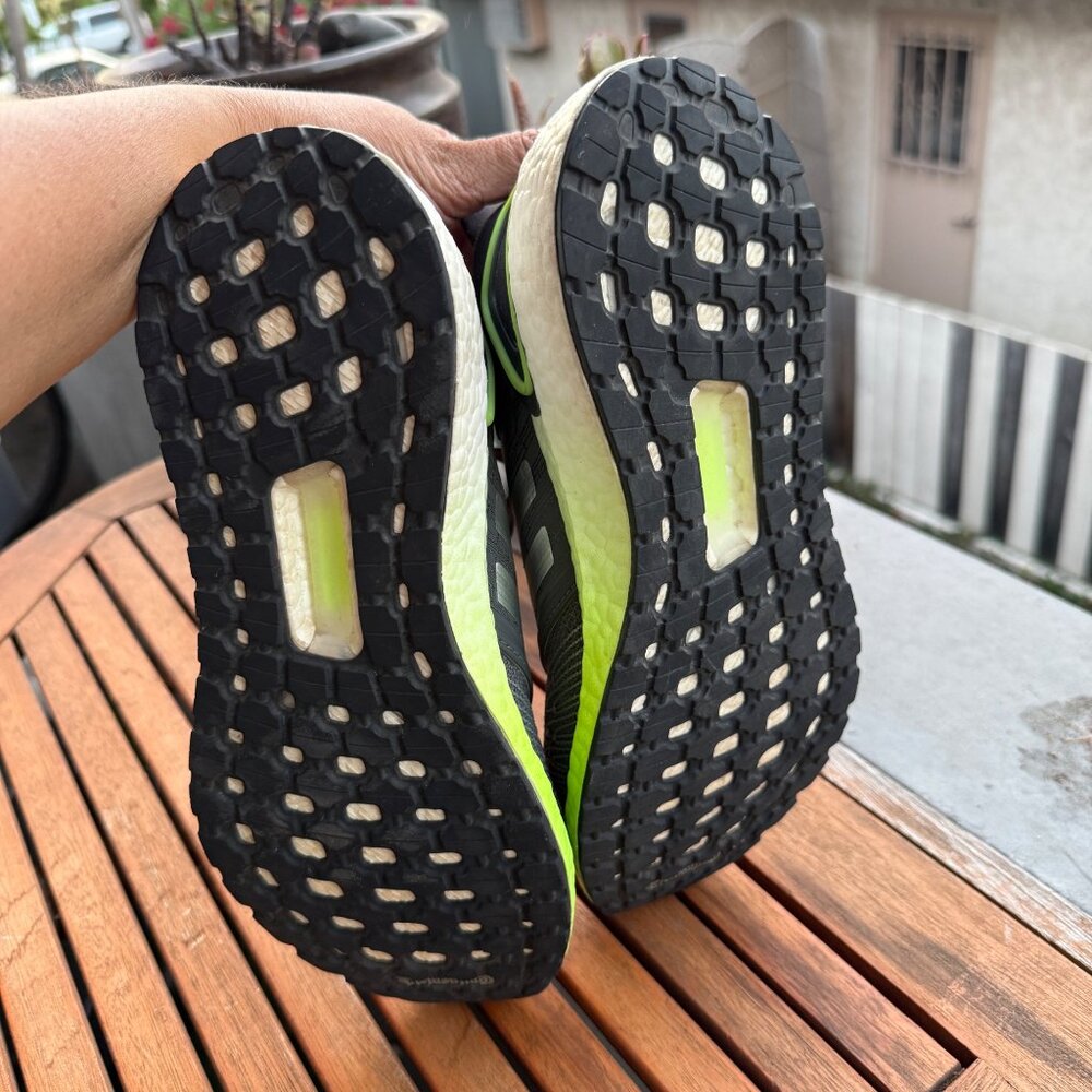 Adidas Mens Ultraboost 20 Running Shoes Size 6.5 Gray/Green Boost Cushion - Picture 6 of 8